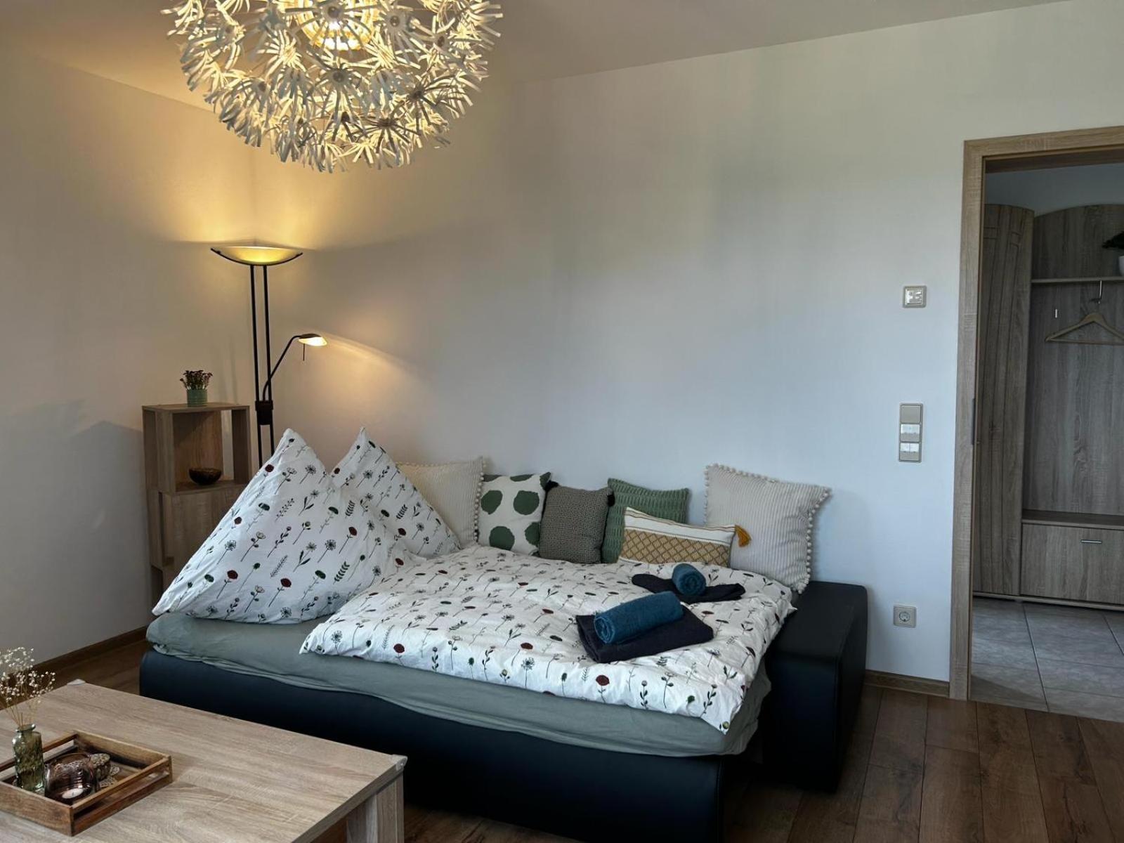 Stadt. Land. See. Ferienwohnung Λειψία Εξωτερικό φωτογραφία